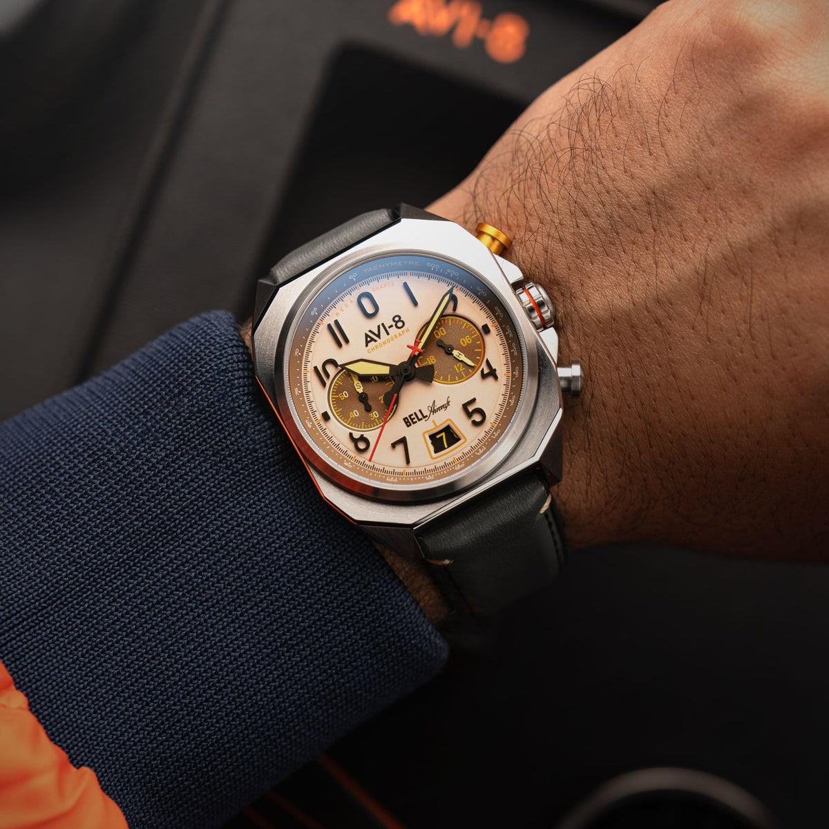 41mm Chronograph Watch with Leather Strap G86915